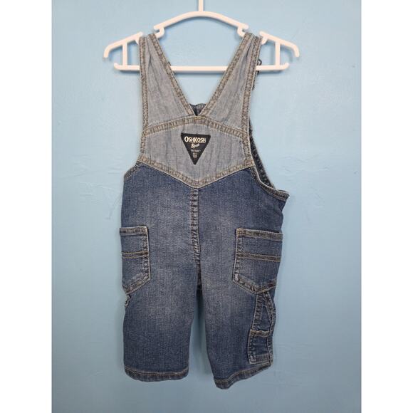Oshkosh B’gosh baby 3m distressed denim overalls with light blue pocket vestbak - Picture 9 of 9